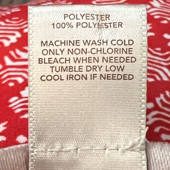 Loft Blouse,red and white silky feel, light weight, soft. Size M. - Picture 6 of 6